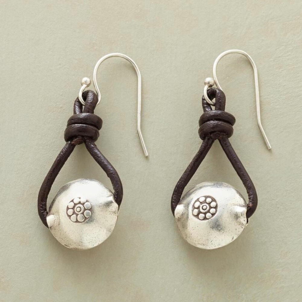 Sundance exclusive “Denim’s Best Pal Earrings”, NIB